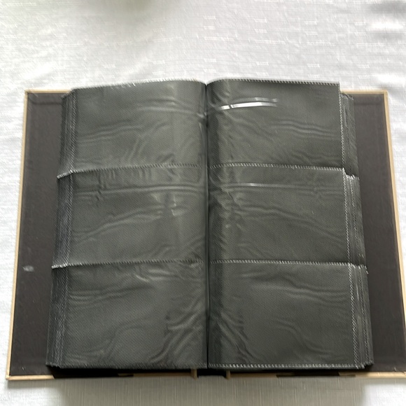 FAMILY PHOTO ALBUM - Picture 8 of 10